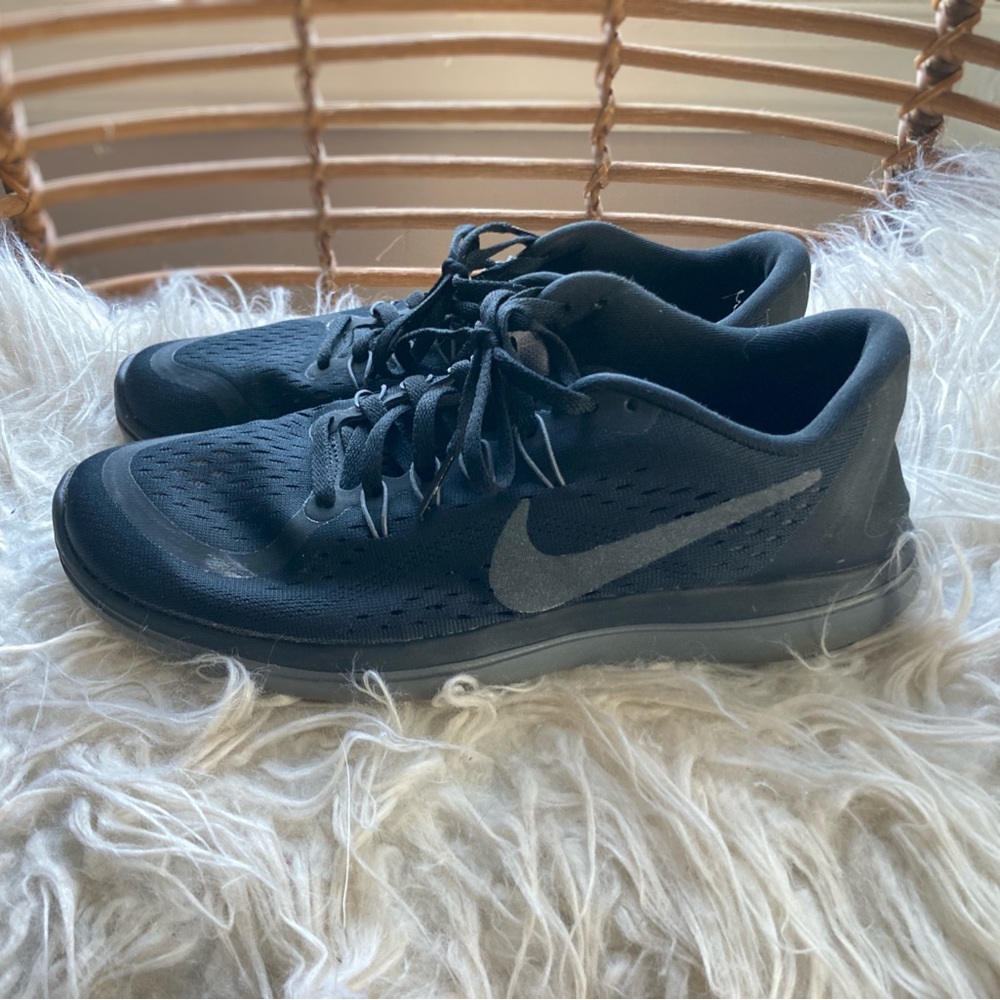 EUC Nike Running shoes